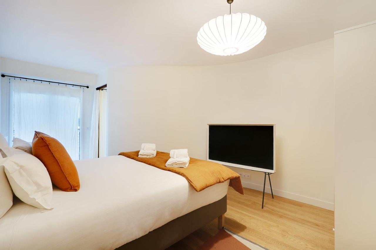 Pick A Flat's In Saint-germain - Rue De Sevres * Parigi